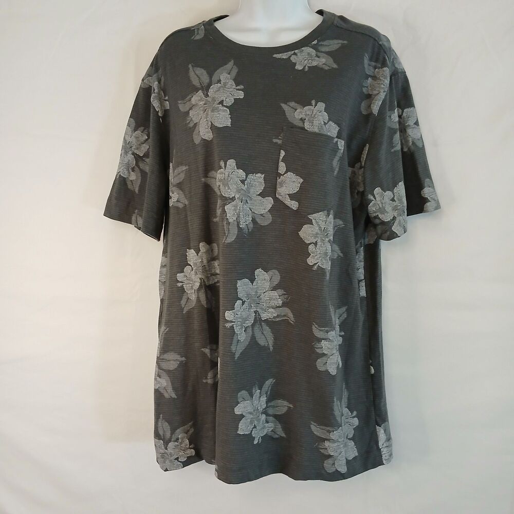falls creek womens top Gray  round Neck Flowers pocket Sz XL casual beach mature